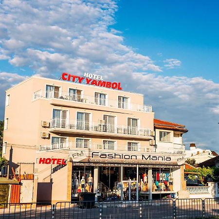 Family Hotel - City Hotel Ямбол Экстерьер фото