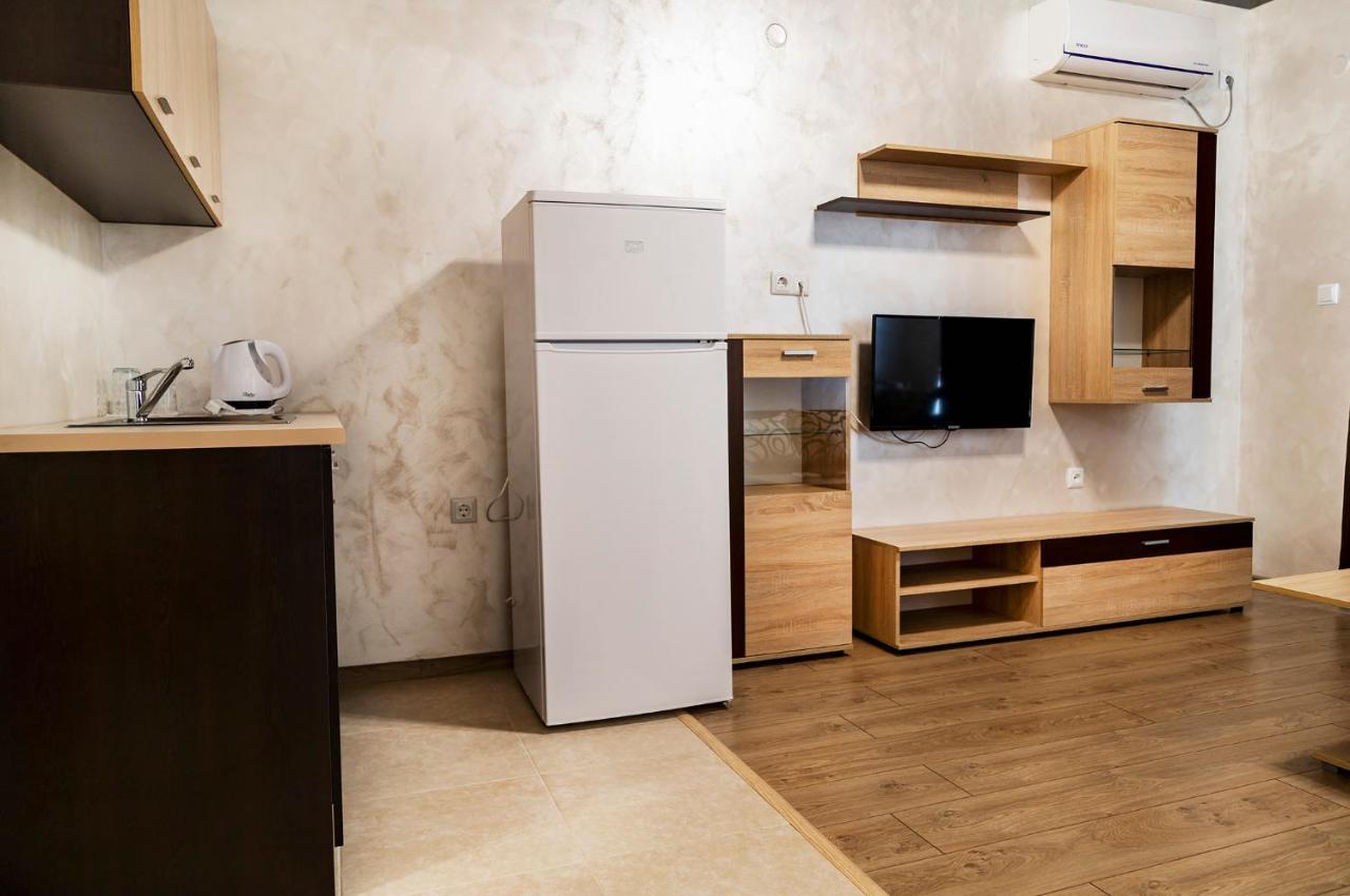 Family Hotel - City Hotel Ямбол Экстерьер фото