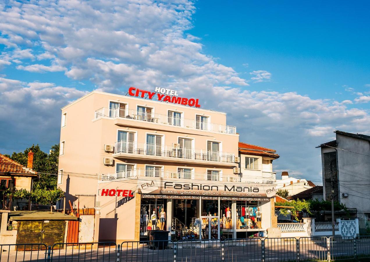 Family Hotel - City Hotel Ямбол Экстерьер фото